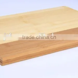 Bamboo Oval Choping Board With Handle thumbnail-4