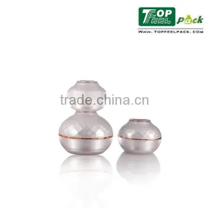 Cosmetic Acrylic 30g 50g 120g 4oz Cream Jar thumbnail-2