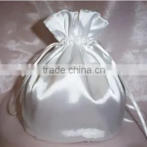 Satin Jewelry Pouch thumbnail-1