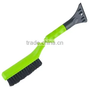 Big Size Extendable Aluminum Pole With Multi-function Snow Brush With Plastic Plate thumbnail-1
