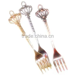 Wholesale Stainless Steel Fruit Fork Dessert Fork Set Three Colors 3pcs/set thumbnail-1