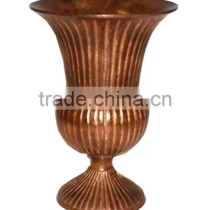 New Arrival Decorative Small Metal Flower Vase thumbnail-1
