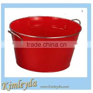 Large Round Galvanized Beverage Tub With Stainless Steel Rim thumbnail-1