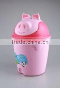 Mini Plastic Trash Can thumbnail-1