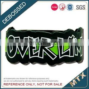 Eco-friendly Silicone Wristband Bracelet thumbnail-2