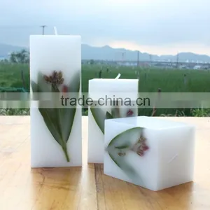 Peacock Candle thumbnail-1