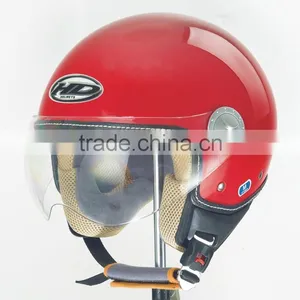 China Hot Sale Red Scooter Half Helmet thumbnail-1