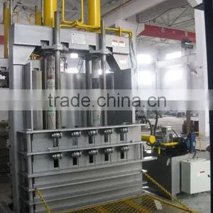 CE&ISO Vertical Tire Baler With High Competitive thumbnail-3
