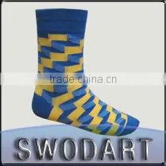 2016 Newest Fashion Design Ladder Pattern Custom Socks thumbnail-1