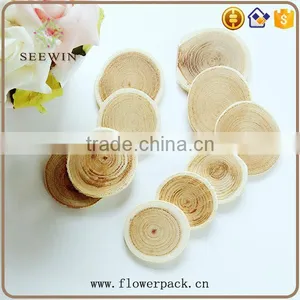 The Round Plate is a Series of Natural Flower-bark Engraving thumbnail-3