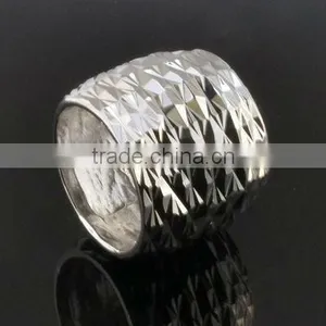 Wide Band Ring thumbnail-1