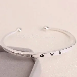 Fashion Jewelry Love Open Bangle thumbnail-4