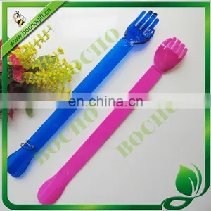 Plastic Back Scratcher With Shoe Horn thumbnail-1