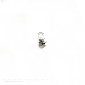 18MM Rolled Nickel Color Embossed Disc-shaped Magnetic Button thumbnail-5