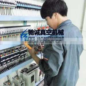 Cosmetic Machinery/uv Coating Machine thumbnail-4