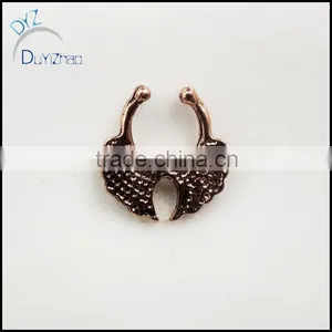 Fashion Unisex Simple Septum Clicker Fake Nose Rings thumbnail-3
