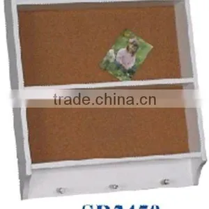 Wooden Memo Board With Three Hooks thumbnail-1