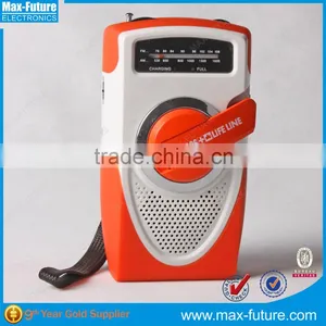 Hand Wind Dynamo Powered AM FM Scan Digital Radio thumbnail-3