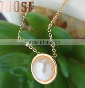 High End Semi-precious Pearl Pendant Necklace Fashion Natural Pearl Pendant Necklace for Her Gifts thumbnail-1