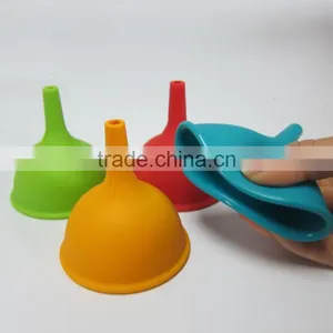 New Product Mini Silicone Oil Funnel for Cooking Tools thumbnail-3
