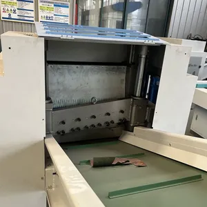 SBT620 Guillotine Type Vetical Blade Fabric Cutting Machine thumbnail-3