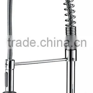 Classic Pull Out Spray Kitchen Faucet Mixer thumbnail-2