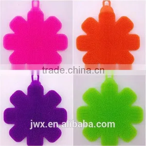 Skin-friendly Face Wash Brush With Bright Color Easy Storing thumbnail-1