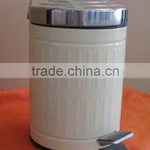 Stainless Steel Foot Pedal Waste Bin thumbnail-1