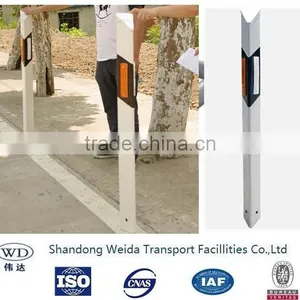 Plastic Road Delineator Post thumbnail-1