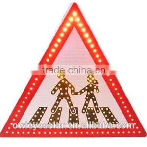 Solar Powered Pedestrian Traffic Signal Board thumbnail-5