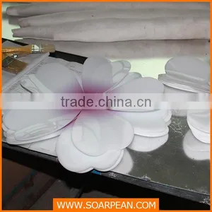 Decorative Acrylic Plum Blossom thumbnail-3