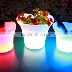 New Fashionable Design Garden Decor Led Plastic Flower Pots thumbnail-3