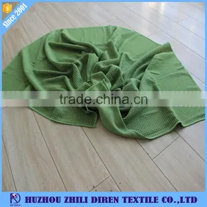 Wholesale Eco-friendly Comfortable Yoga Towel With Silicone Dots HU ZHOU thumbnail-2