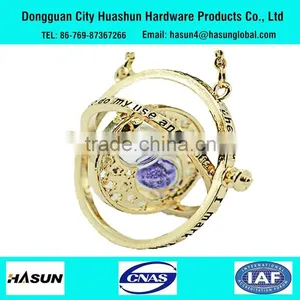 High Quality Cheap Price Golden Pendant Necklace thumbnail-1