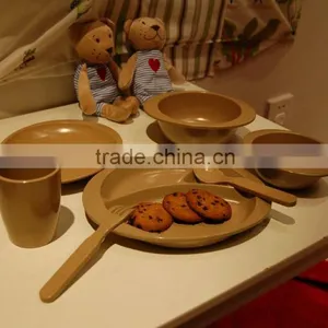 Biodegradable Organic Camping Dinnerware Set thumbnail-3