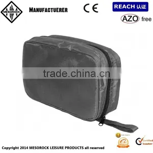 Large Hanging Wash Bag Men's Women's Toiletries Travel Make-Up Case, Zip Closure thumbnail-3