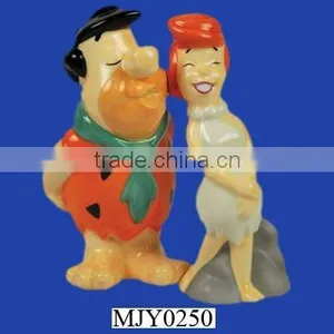 Home Decoration Kissing Couple Ceramic Salt And Pepper Shaker thumbnail-1