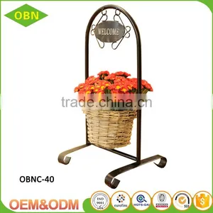 China Most Popular Cheap 100 % Pure Handmade Custom Decorate Wicker Flower Basket With Steel Frame thumbnail-5