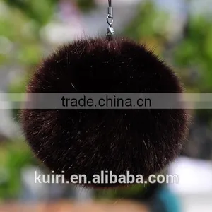 Eco-friendly Hot Sale 8cm Dyed Colour Faux Fur Trimming Furry Pompom Ball Rabbit Fur Keychain thumbnail-1
