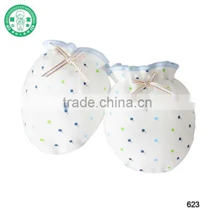 100% Cotton Fabric Baby Gloves thumbnail-1