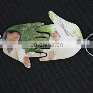 Hot Sale Fashionable Custom Personalized Hand in Hand Couples Key Chain thumbnail-1