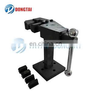 Manufacturer Supply No,002(3)COMMON RAIL INJECTOR SUPPORT for Tractor thumbnail-1