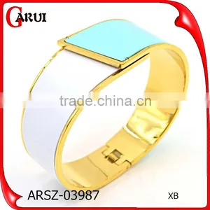 Fashion Bracelet Vacuum Plating Steel Bulk Sell Bracelets and Bangles thumbnail-1