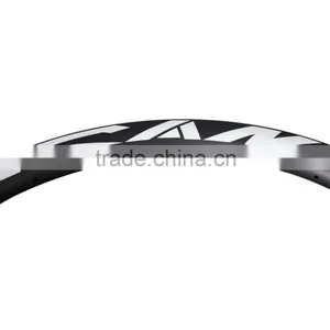 OEM 26er Carbon Clincher Bike Rims All Moutain MTB Tubeless Wheel Rims thumbnail-4