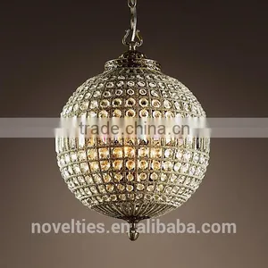 Replicating the Sparkling Lanterns of 19th-century Morocco Chandelier Strung With Hundreds of Multi-Faceted Crystals thumbnail-3