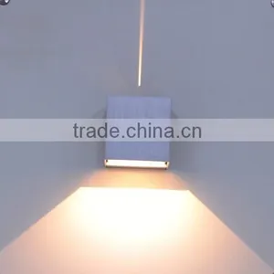 Adjustable Led Wall Mount Reading Lamp thumbnail-2