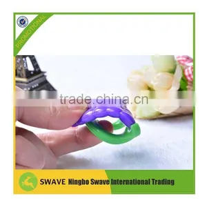 2016 China Manufacture Infant Safe Baby Teether Toy Grape Fresh Fruit Teether for Kids P76590 thumbnail-6