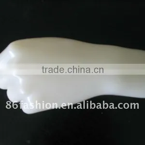 Smooth Plastic Clench Hand Model thumbnail-1