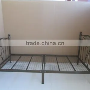 Modern Fashion Double Size Iron Bed thumbnail-1
