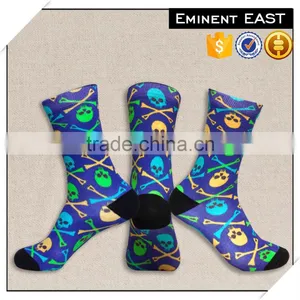 MOQ 200 Pairs Customized Soft & Comfortable 360 Degree Seamless Digital Printed Cotton Socks thumbnail-1